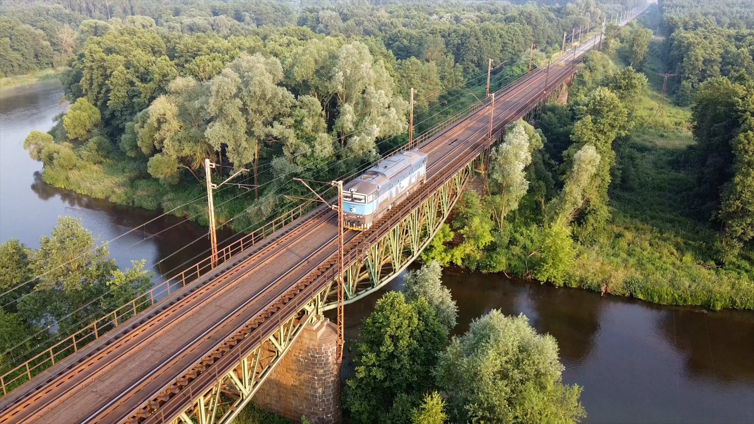 Mosty na linii kolejowej 131 – Niezwykłe Konstrukcje